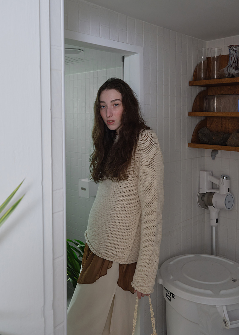 INSIDE OUT SWEATER IN IVORY